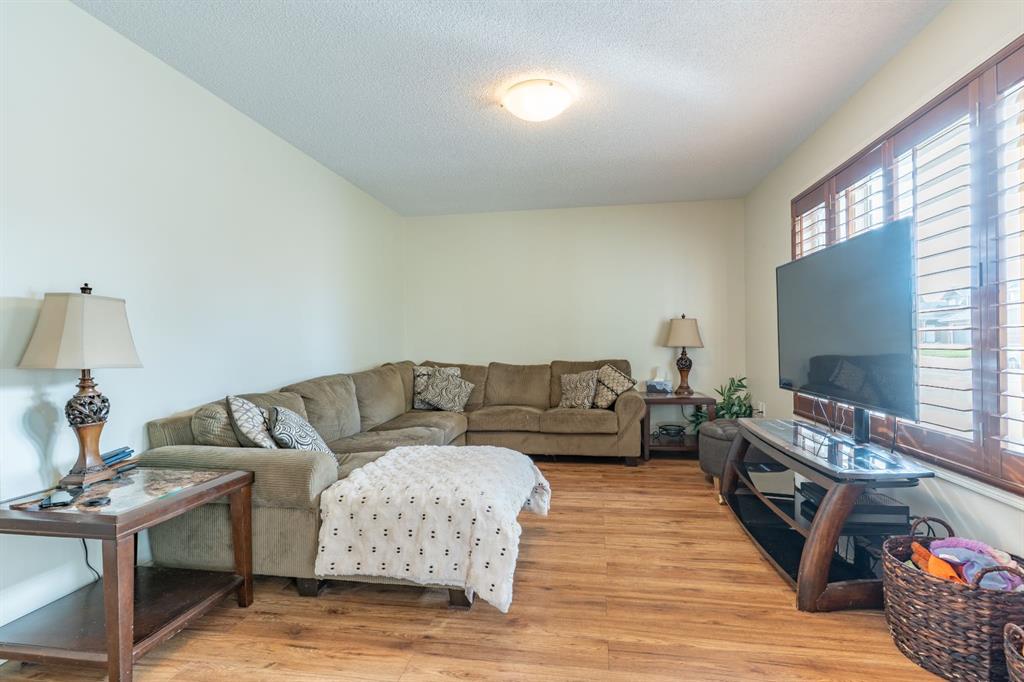 Picture for 5 Stapeford Crescent SE