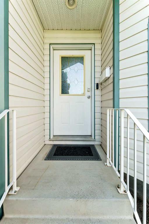 Picture for 402 Stratton Way SE