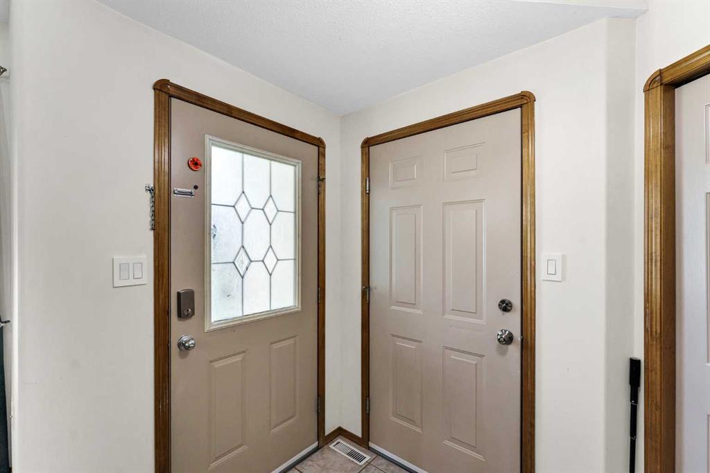 Picture for 402 Stratton Way SE