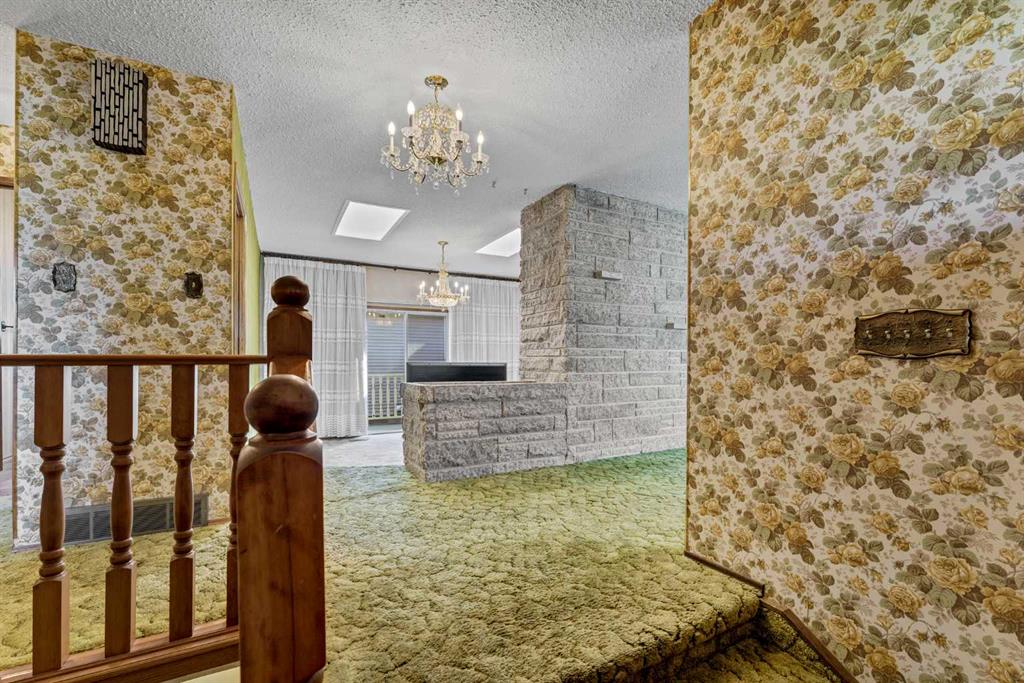 Picture for 167 Primrose Drive SE