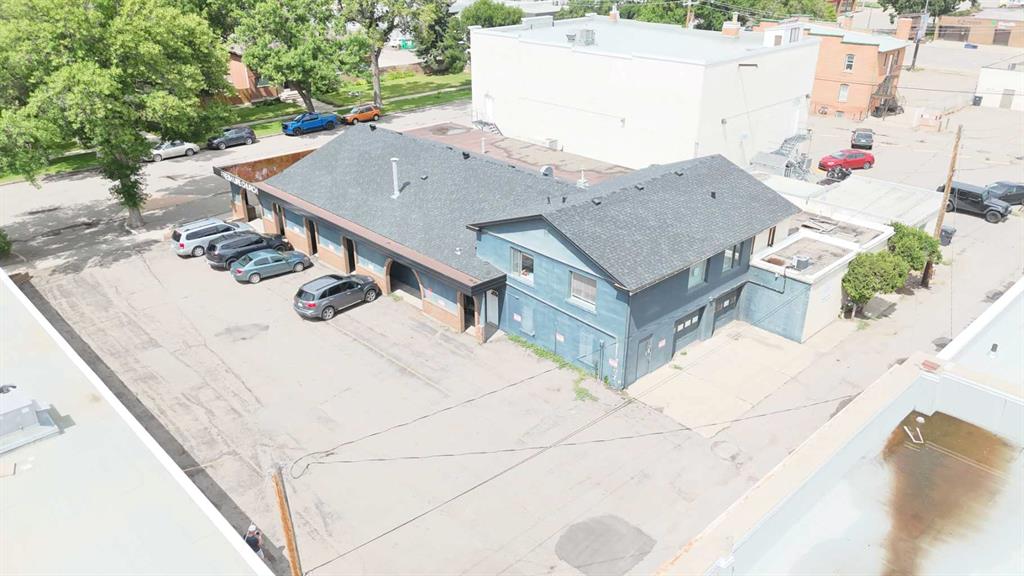 Picture for 327 10 Street S