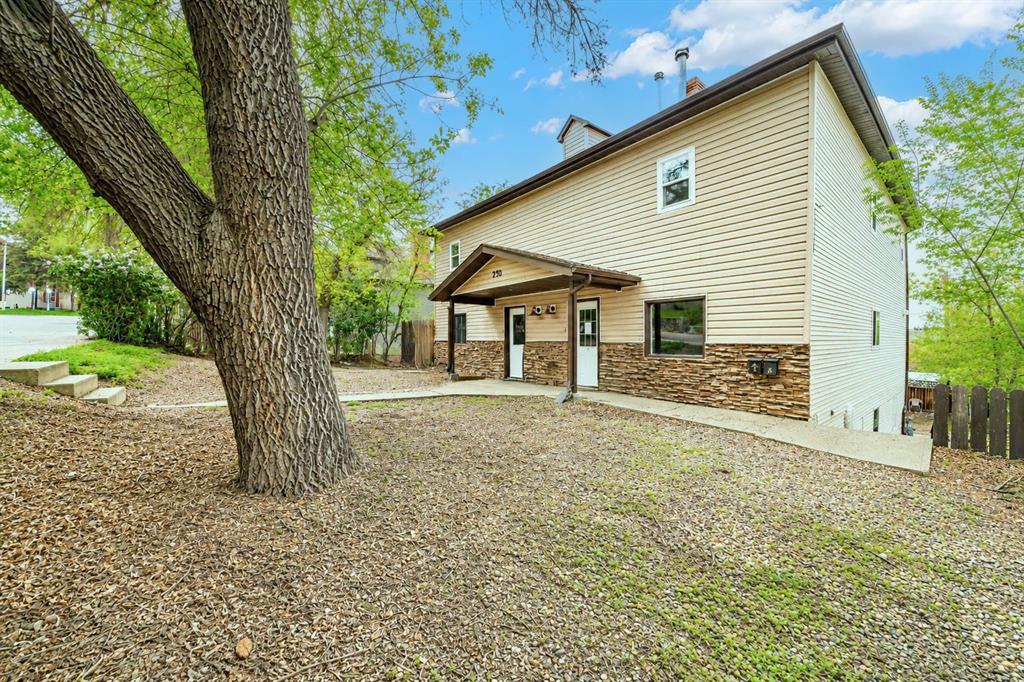 Picture for 230 3 Street SE