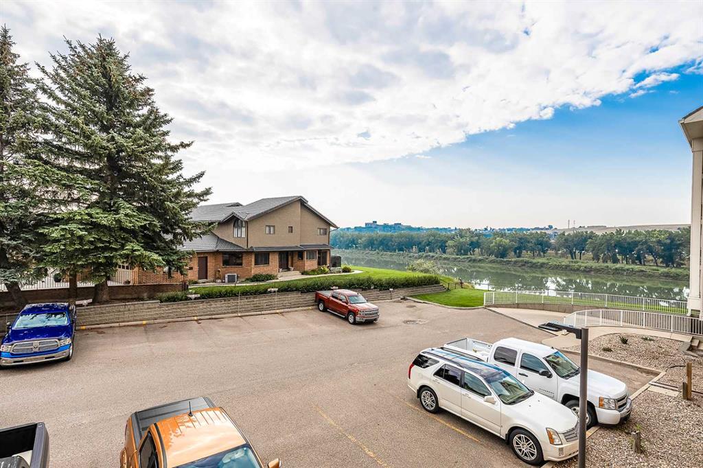 Picture for 232, 29 River Ridge Drive NW