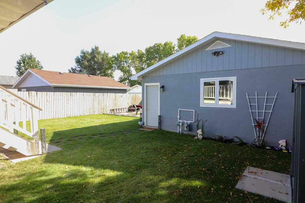 Picture for 327 19 Street NE