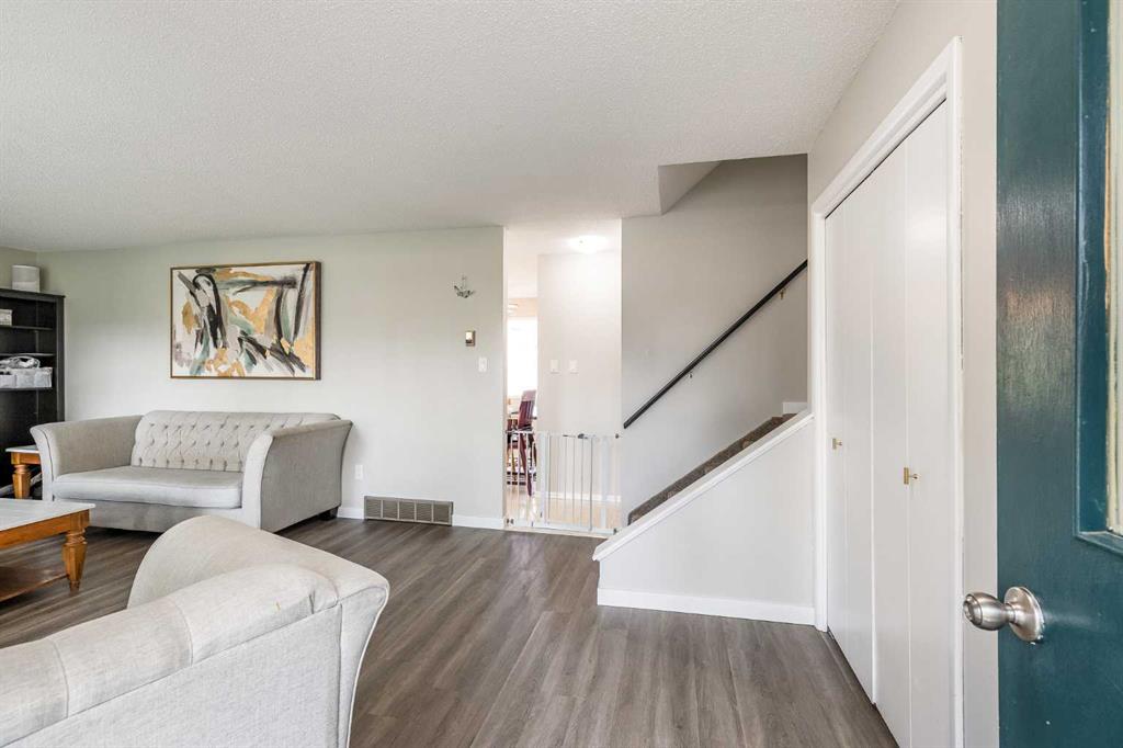 Picture for 1406 26 Street SE