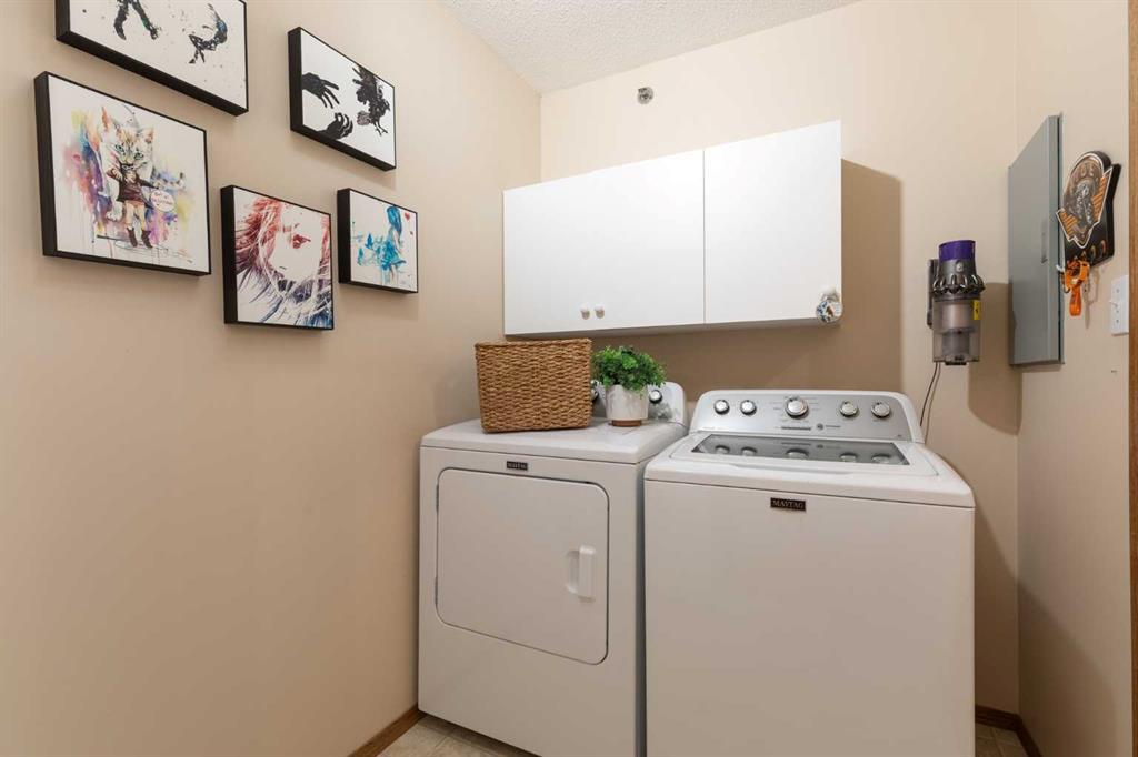 Picture for 412, 22 Park Meadows Drive SE