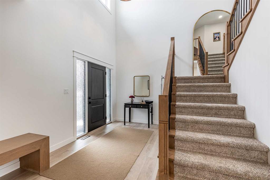 Picture for 21 Hamptons Gate SE