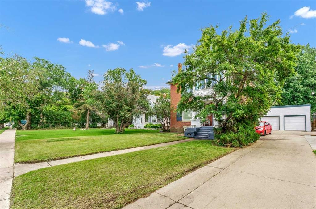 Picture for 335 1 Street SE