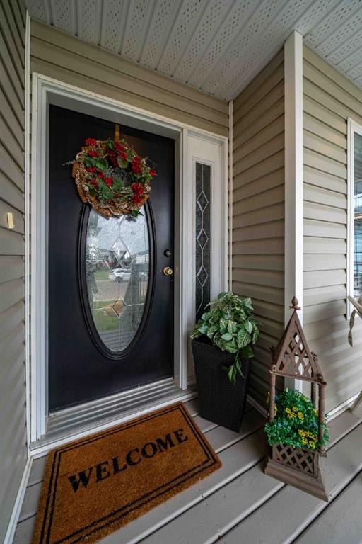 Picture for 110 Redcliff Way SW