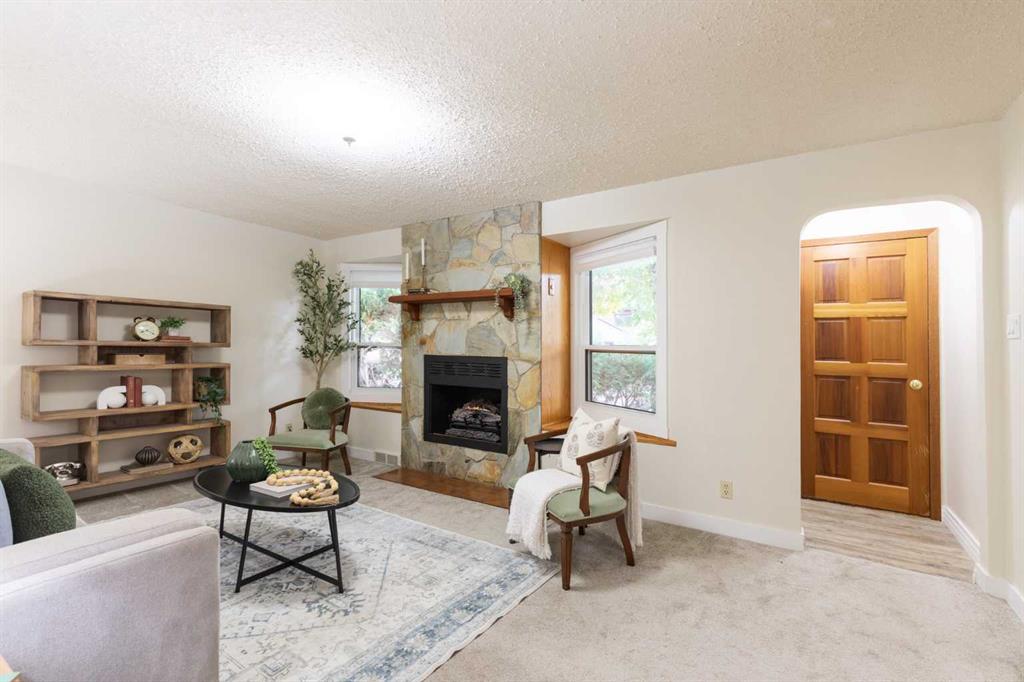 Picture for 30 1 Street NW