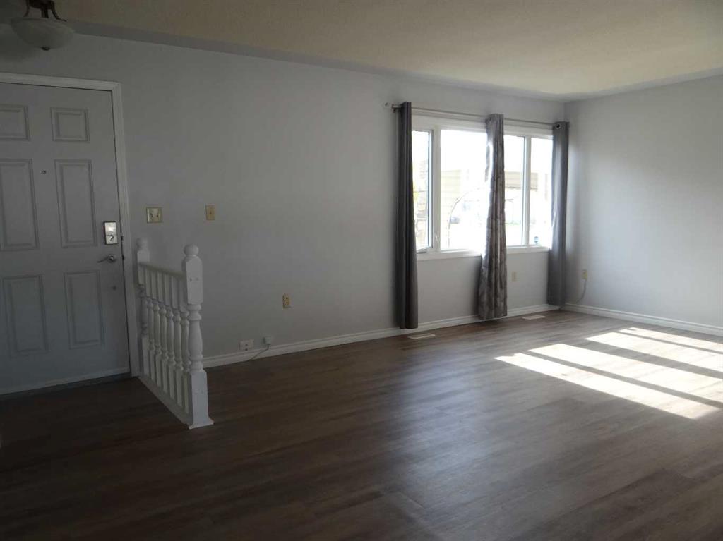 Picture for 2170 Hawke Crescent NE