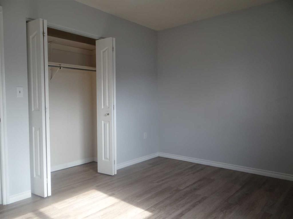 Picture for 2170 Hawke Crescent NE