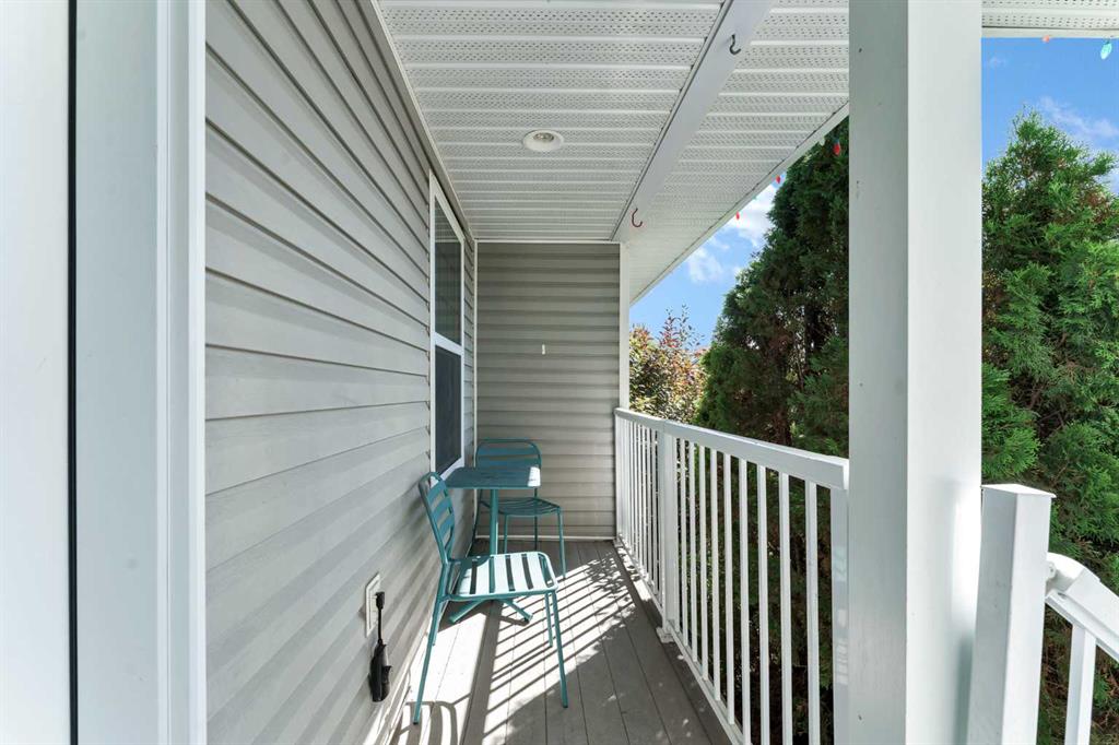 Picture for 78 Sunset Crescent SW