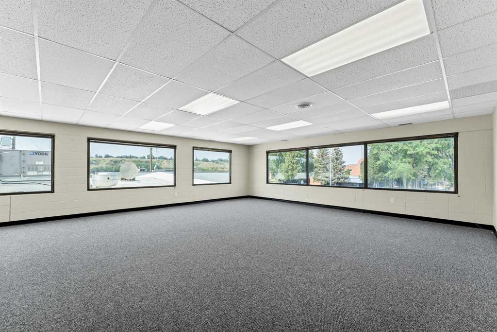 Picture for 202A, 140 Maple Avenue SE