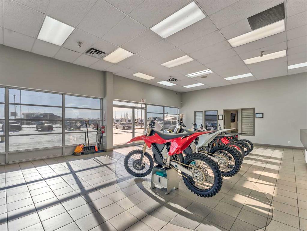 Picture for 1276 Trans Canada Way  SE
