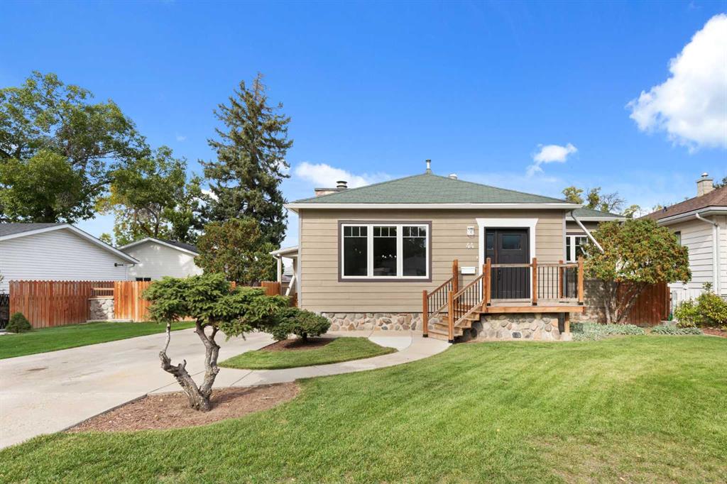 Picture for 44 8 Street NE