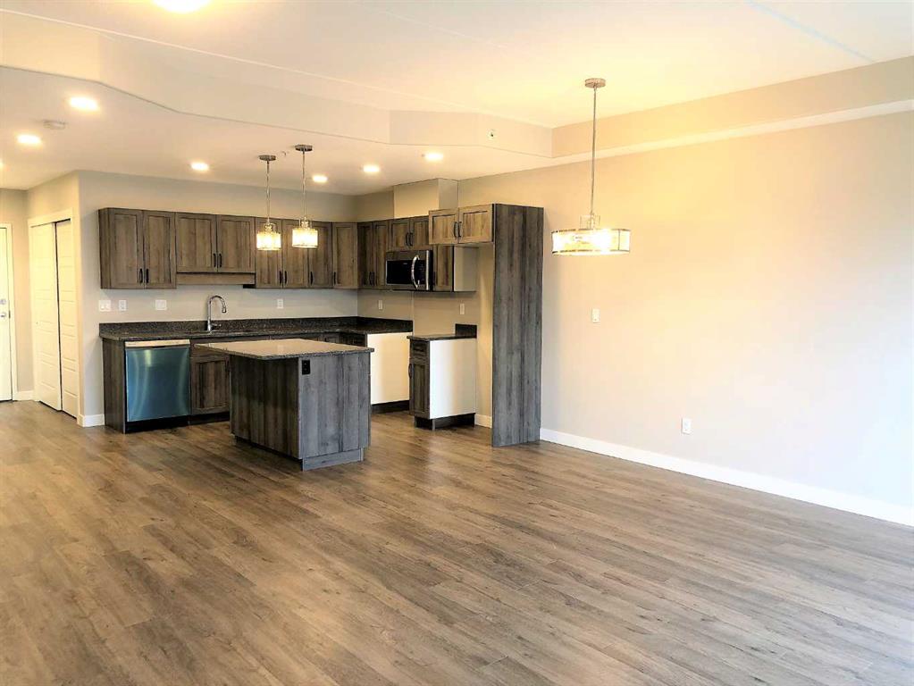 Picture for 205, 499B Meadow Lake Court  E