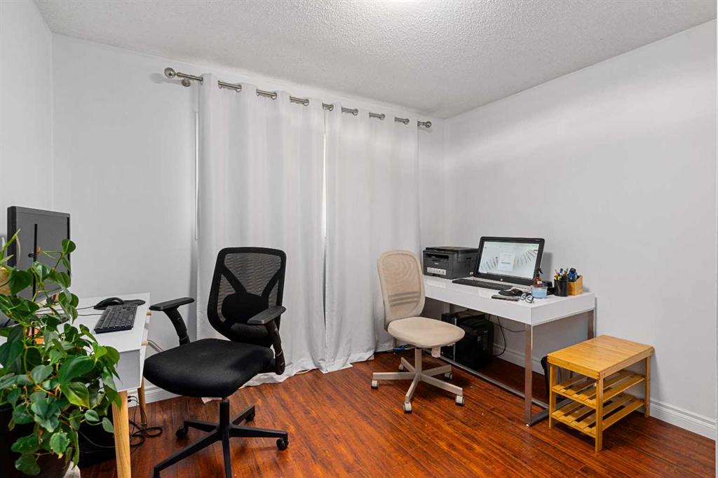 Picture for 1804 41 Street NW