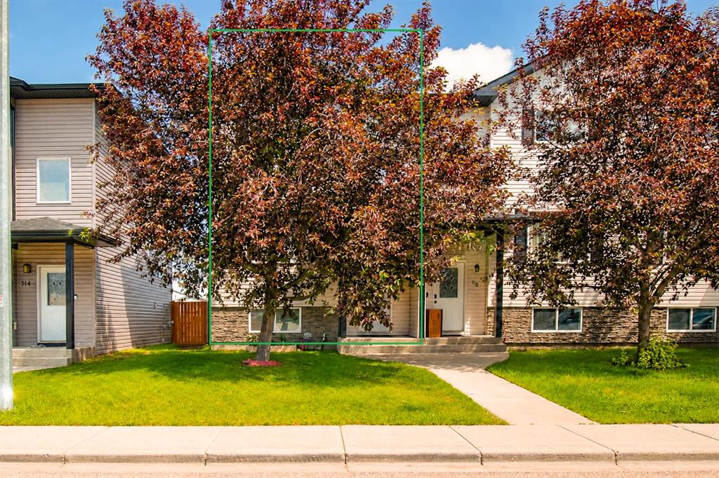 Picture for 312 17 Street E