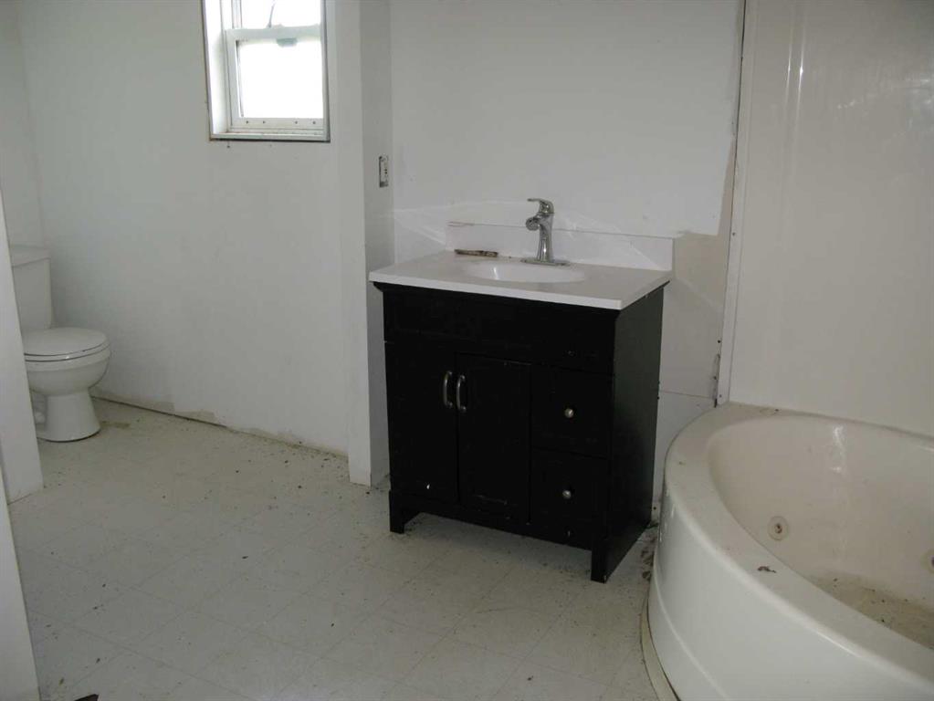 Picture for 172073 RR 163 Road S