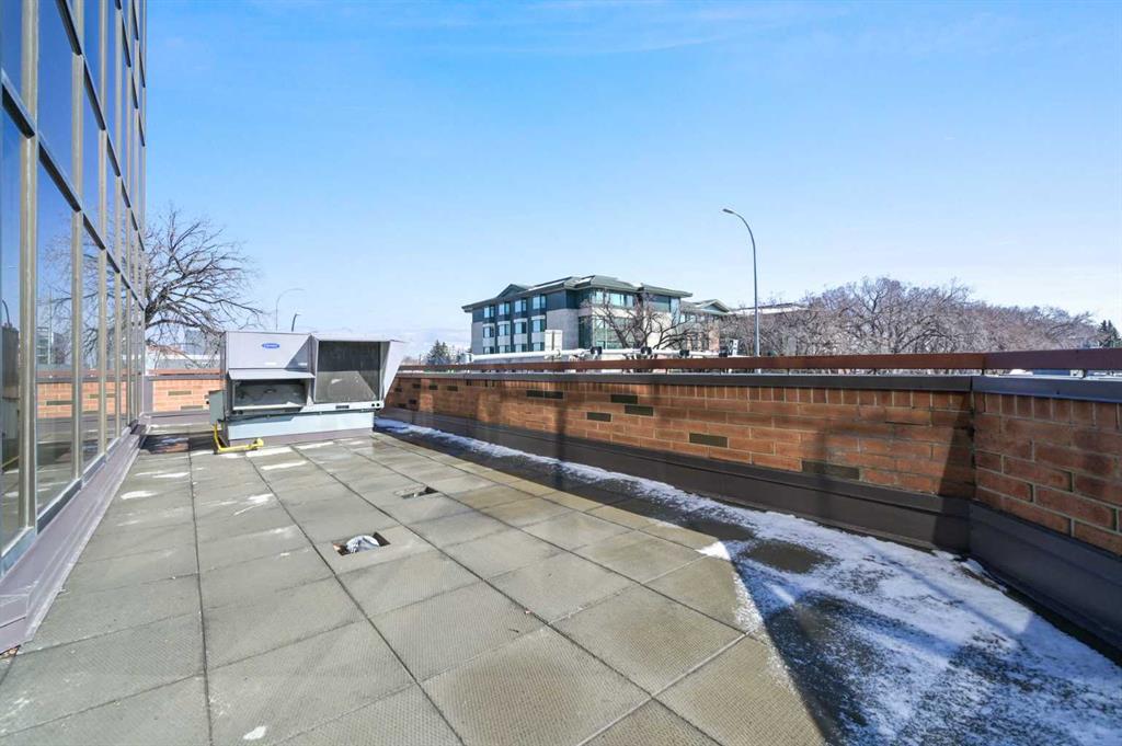 Picture for 404, 1121 Centre Street NW