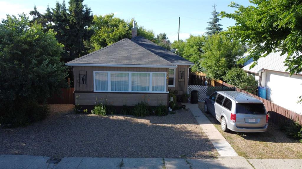 Picture for 304 5 Avenue E