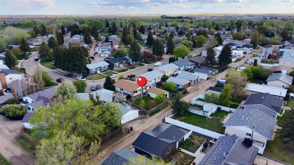 Picture for 116 McNab Park Street E