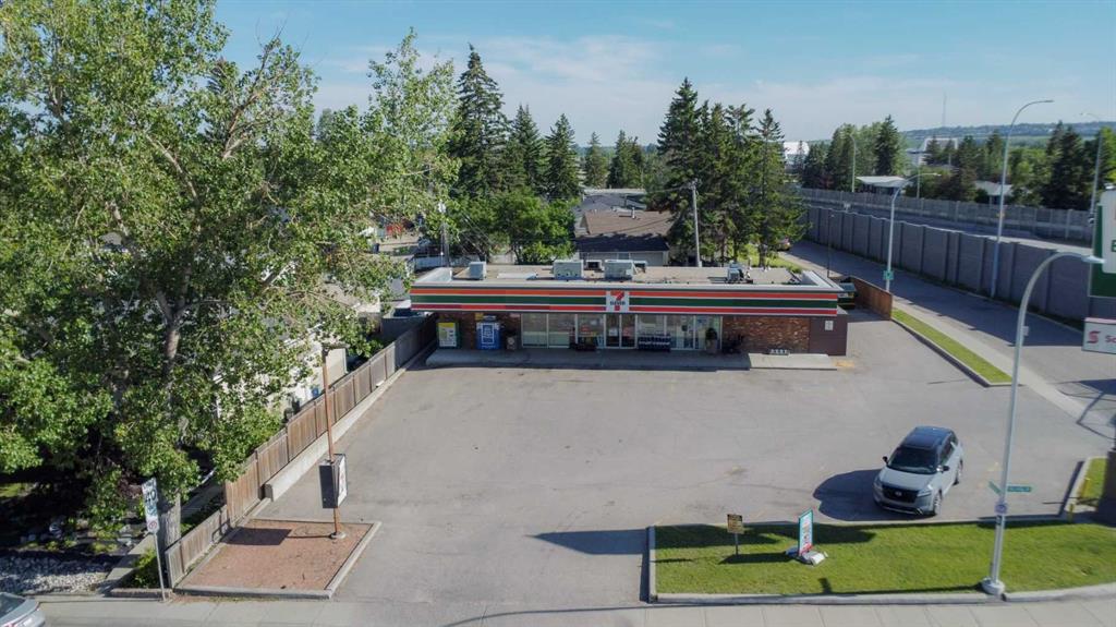 Picture for 4615 Valiant Drive NW