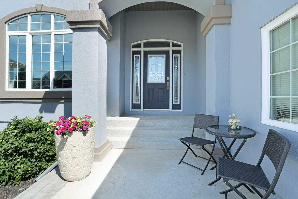 Picture for 96 Greystone Close E