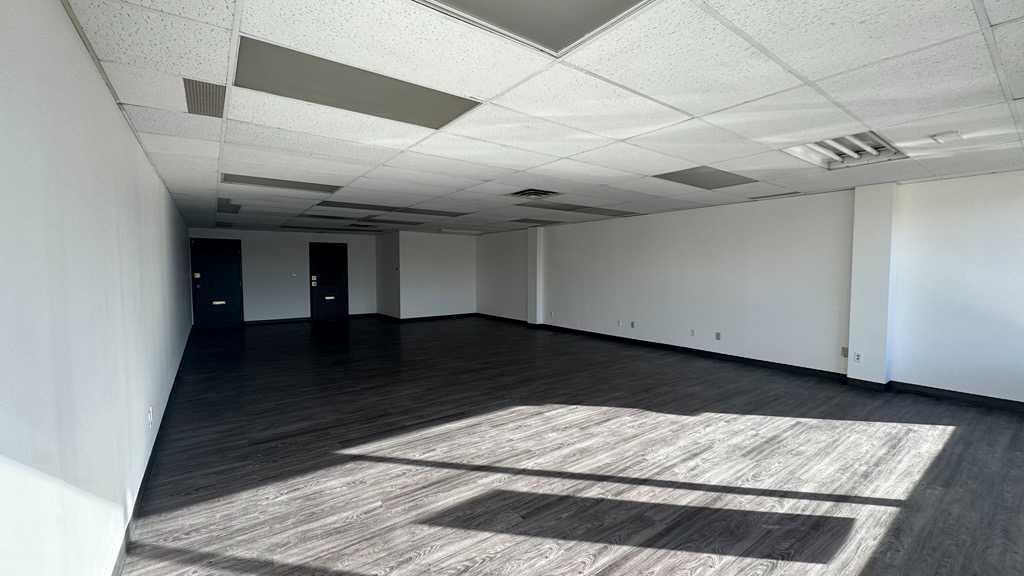 Picture for 208, 1830 52 Street SE
