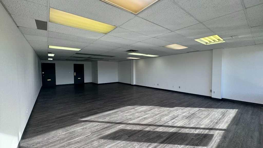 Picture for 208, 1830 52 Street SE