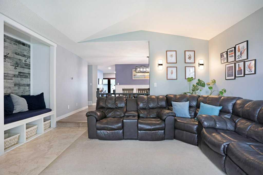 Picture for 648 2nd Street E