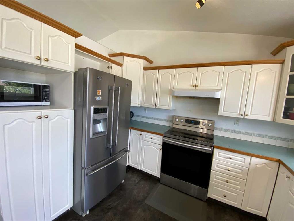 Picture for 52 Upland Drive W