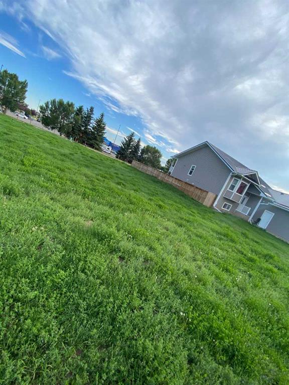 Picture for 89 Upland Boulevard W