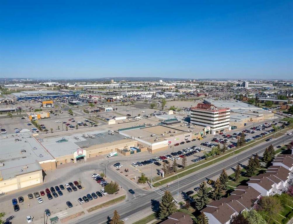 Picture for 620, 433 Memorial Drive NE